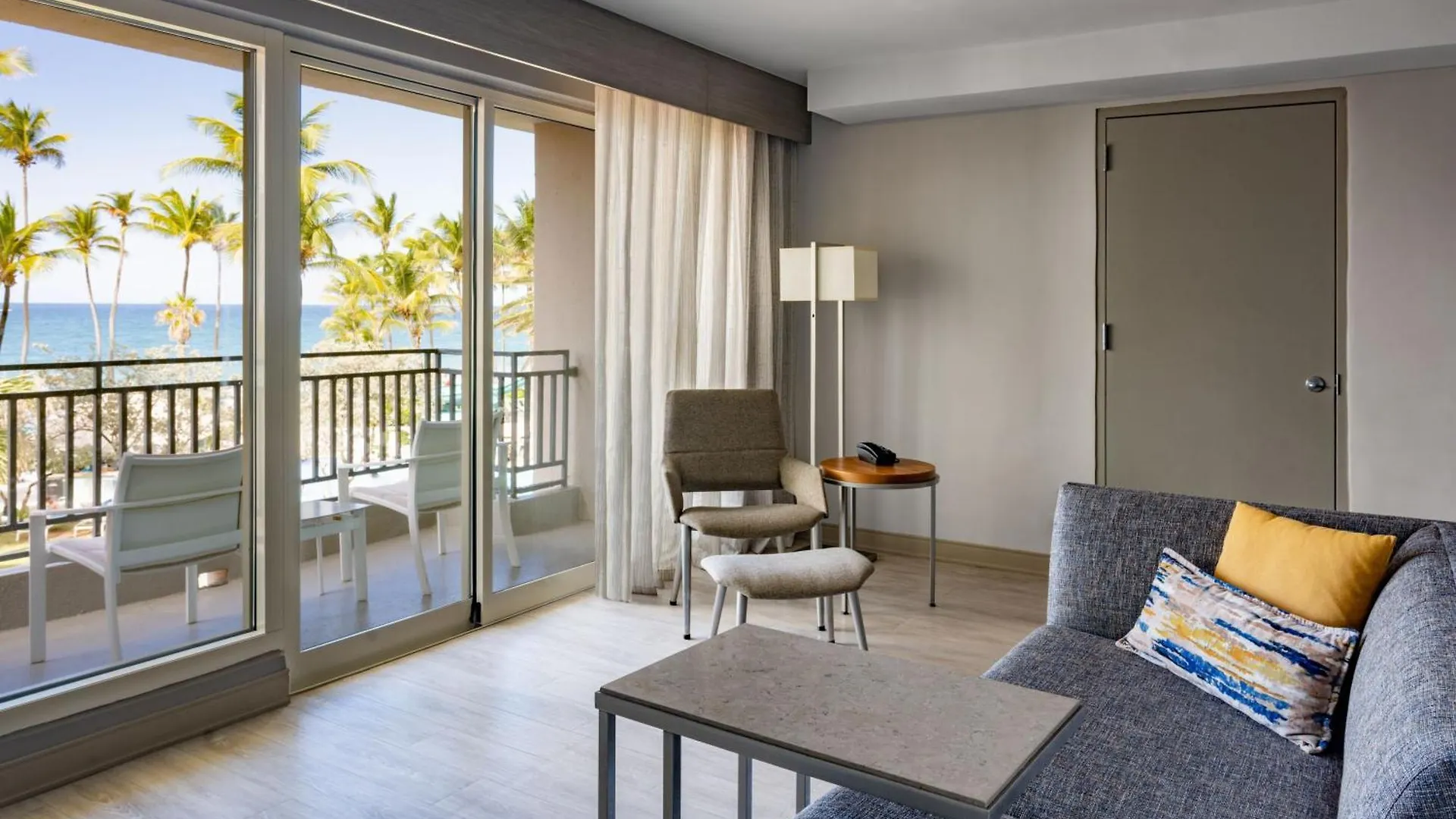 Resort San Juan Marriott y Casino Stellaris