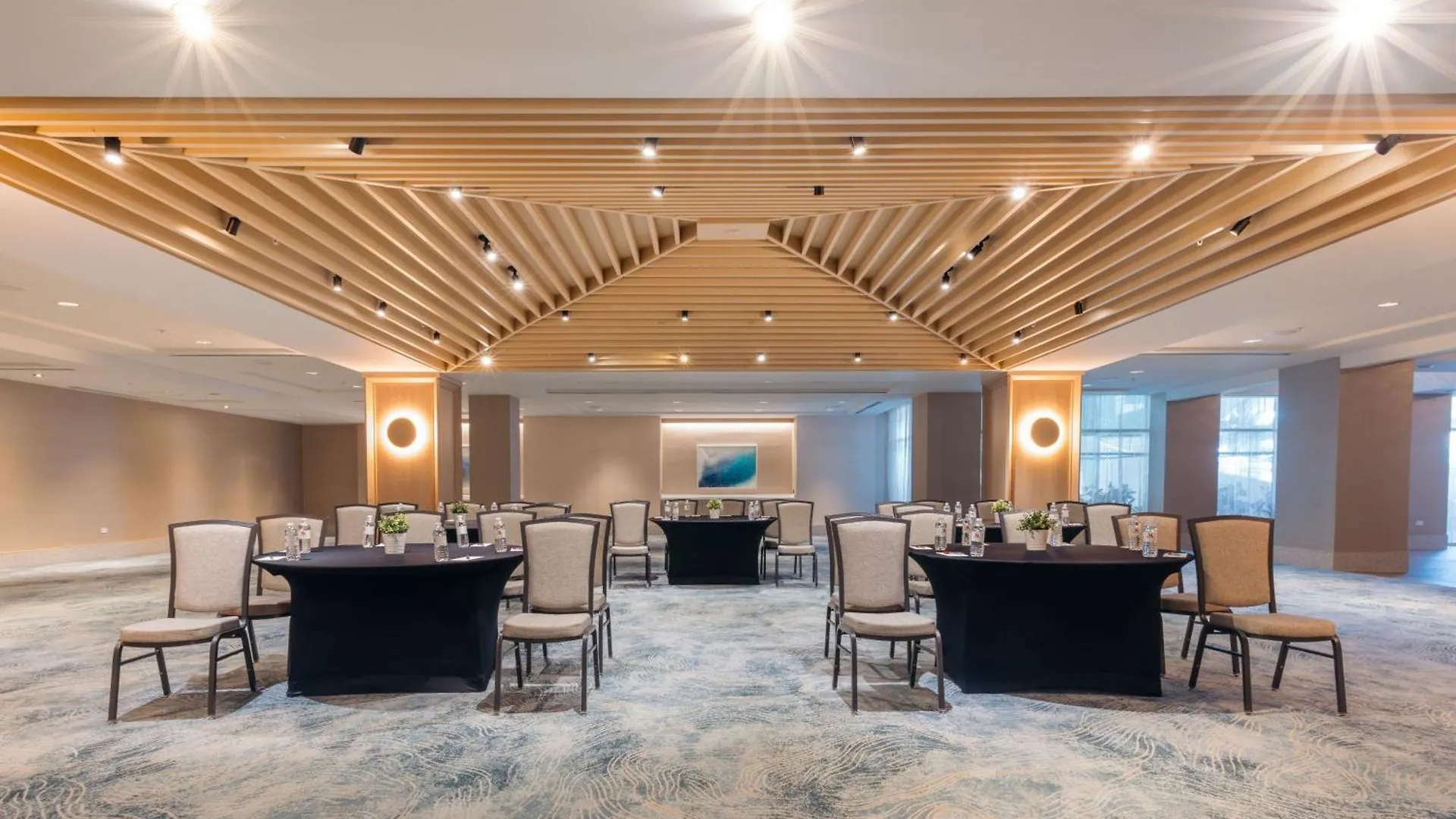 Resort San Juan Marriott y Casino Stellaris