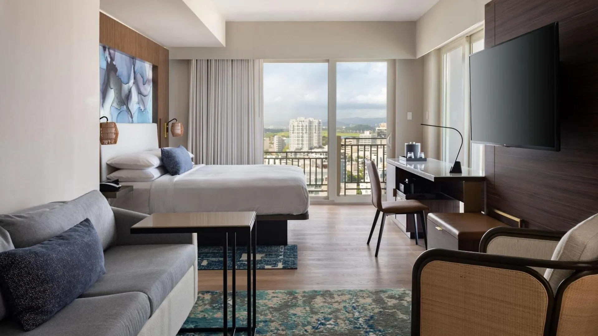 Resort San Juan Marriott y Casino Stellaris
